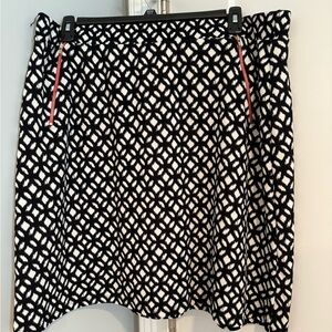 Le Lis Black and White Geometric Skirt